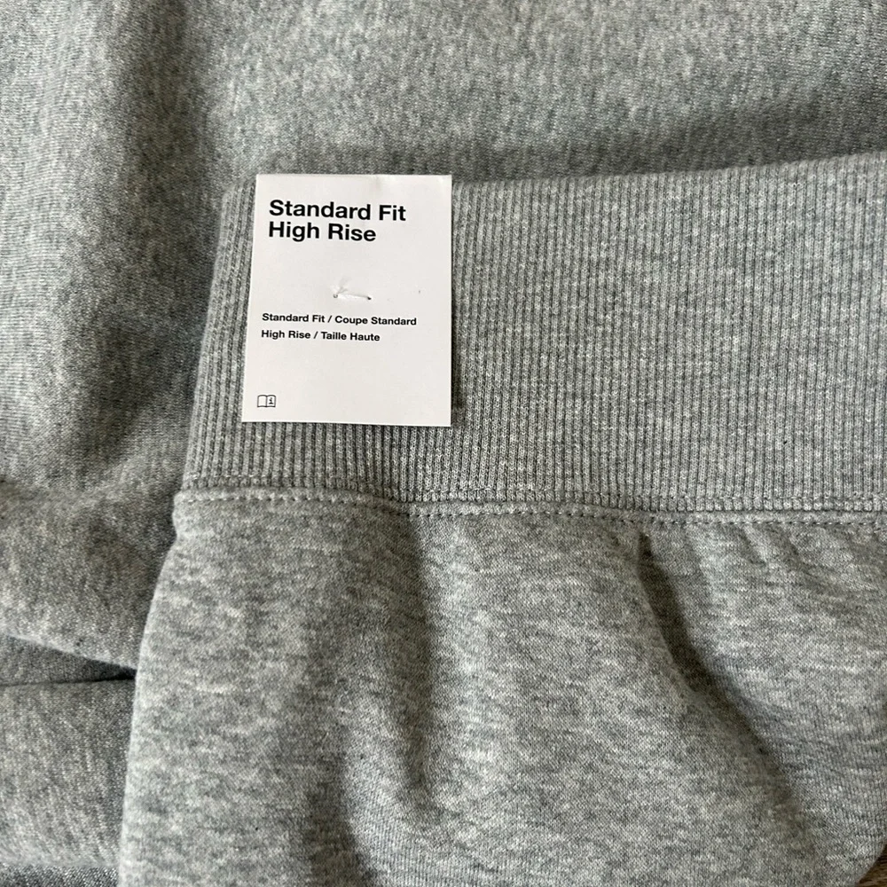 Women's Nike Heather Gray Wide leg Sweatpants Relaxed - Picture 3 of 5